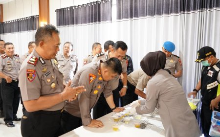 Tes Urine Jadi Bagian Penguatan Disiplin dan Profesionalisme Personel