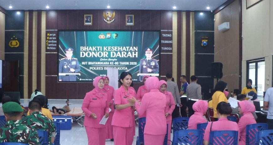 Bakti Kesehatan Polres Blitar Kota Dapat Sambutan Positif Masyarakat