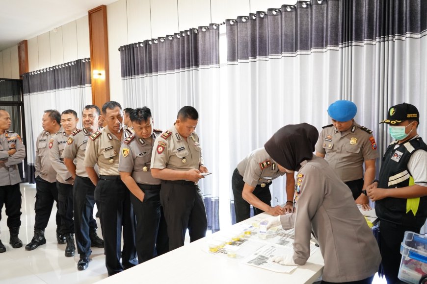 Polres Situbondo Tingkatkan Integritas Personel melalui Pengawasan Berkala