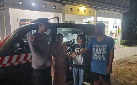 Kendaraan Mogok Tak Ada Bengkel, Warga Hubungi 110 Polres Malang