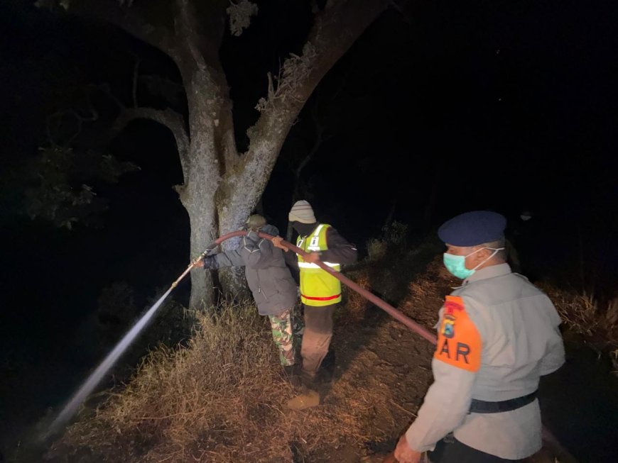 Polres Malang Terapkan Metode Sekat Jalur di Pos Jemplang, Cegah Api Karhutla Bromo Meluas